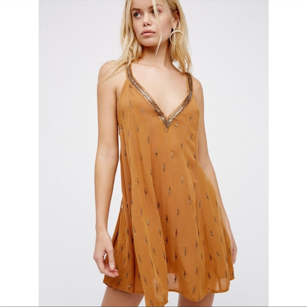 RISING SUN SLIP CASUAL DRESS